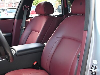 2011 ROLLS-ROYCE GHOST photo 42
