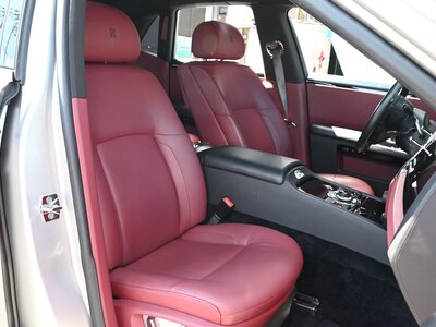 2011 ROLLS-ROYCE GHOST photo 48