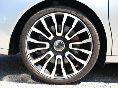 2011 ROLLS-ROYCE GHOST photo 28