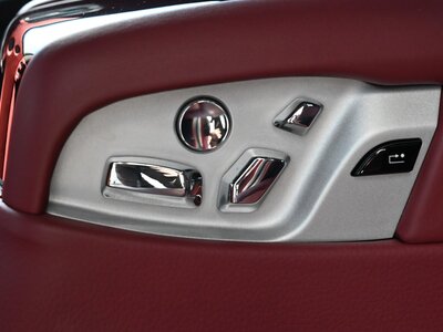 2011 ROLLS-ROYCE GHOST photo 56