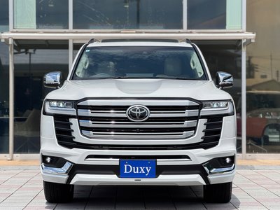 2023 Toyota LAND CRUISER 300 photo 15