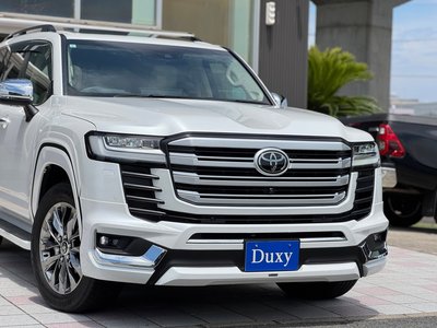 2023 Toyota LAND CRUISER 300 thumbnail 19