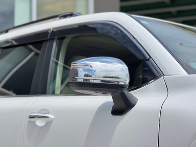 2023 Toyota LAND CRUISER 300 thumbnail 31