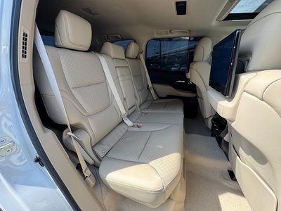 2023 Toyota LAND CRUISER 300 thumbnail 53