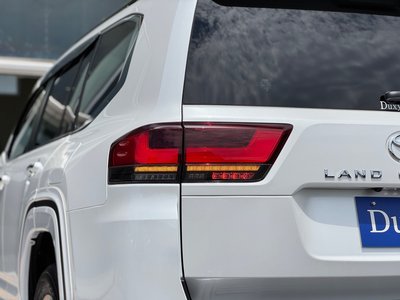 2023 Toyota LAND CRUISER 300 thumbnail 45