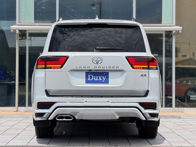 2023 Toyota LAND CRUISER 300 thumbnail 39