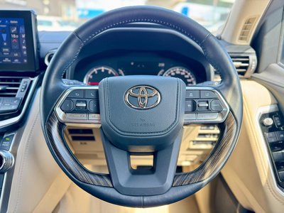2023 Toyota LAND CRUISER 300 thumbnail 69