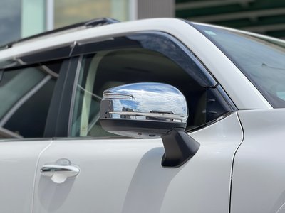 2023 Toyota LAND CRUISER 300 thumbnail 30