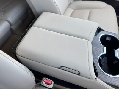 2023 Toyota LAND CRUISER 300 thumbnail 68