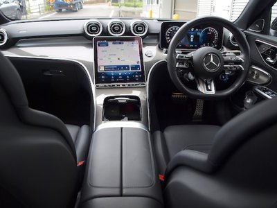 2025 Mercedes-BENZ C-CLASS AMG 照片 34