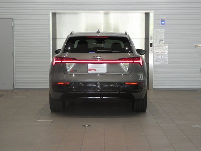 2025 AUDI Q8 E-TRON — миниатюра 20