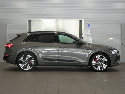 2025 AUDI Q8 E-TRON photo 16