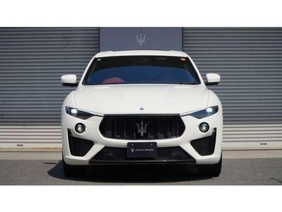 2022 Maserati LEVANTE thumbnail 6