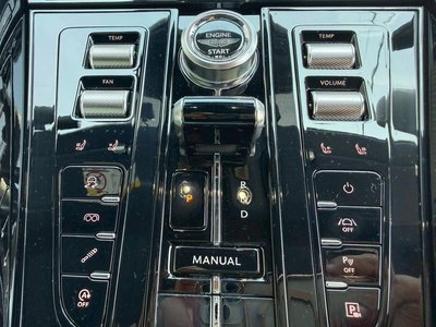 2024 Aston Martin DB12 — миниатюра 31