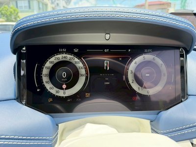 2024 Aston Martin DB12 — миниатюра 29