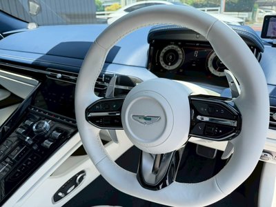 2024 Aston Martin DB12 — миниатюра 28
