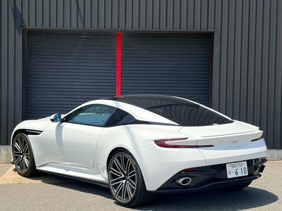 2024 Aston Martin DB12 — фото 9