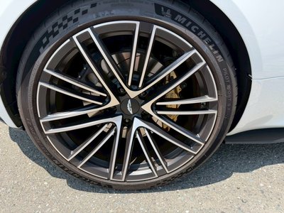 2024 Aston Martin DB12 — миниатюра 17