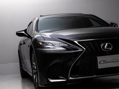 2018 Lexus LS thumbnail 24
