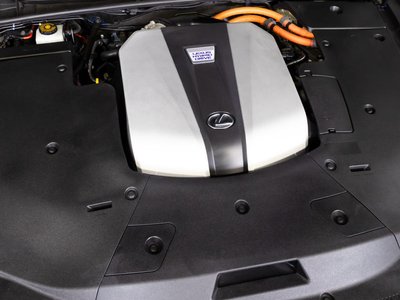 2018 Lexus LS thumbnail 32