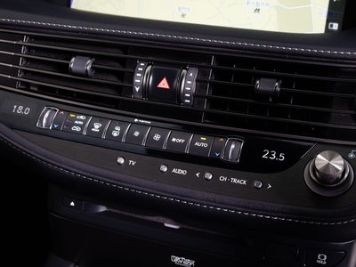 2018 Lexus LS thumbnail 52