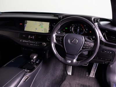 2018 Lexus LS thumbnail 36