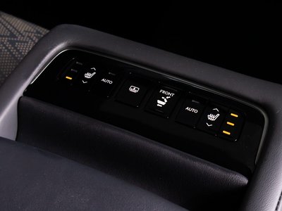 2018 Lexus LS thumbnail 41