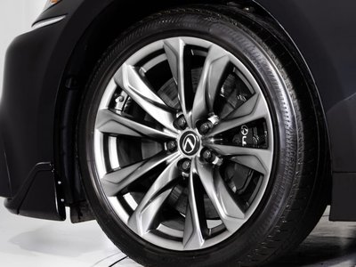 2018 Lexus LS thumbnail 30