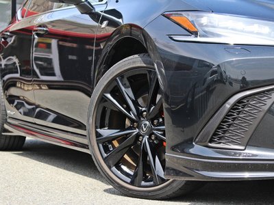 2021 Lexus ES thumbnail 23