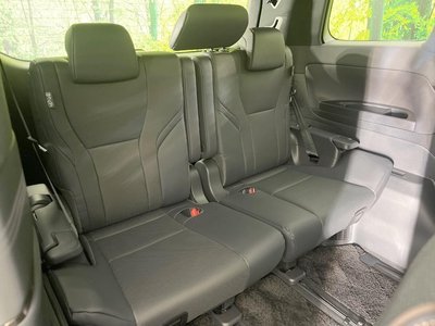 2023 Toyota ALPHARD — фото 10