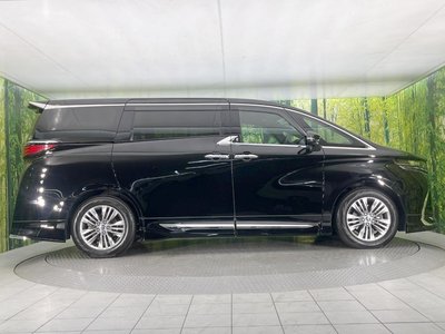 2023 Toyota ALPHARD — фото 35