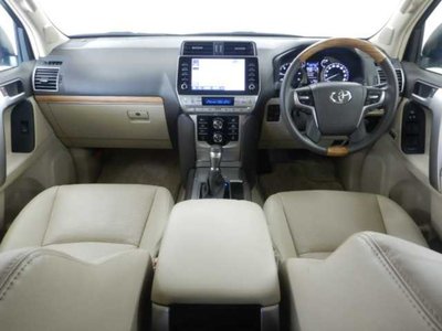 صورة 3 لـ 2023 Toyota LAND CRUISER PRADO