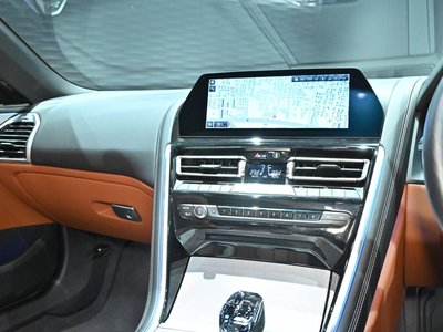2021 BMW 8 SERIES CABRIOLET thumbnail 37