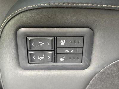 صورة 37 لـ 2023 Toyota ALPHARD