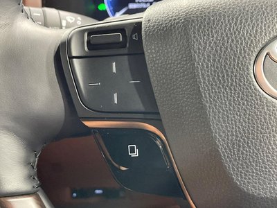 صورة 44 لـ 2025 Toyota VELLFIRE