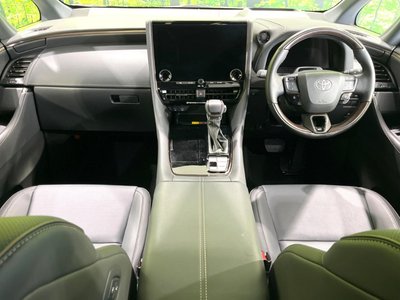 2025 Toyota ALPHARD 照片 2