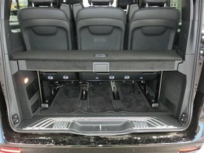 2024 Mercedes-BENZ V-CLASS photo 8