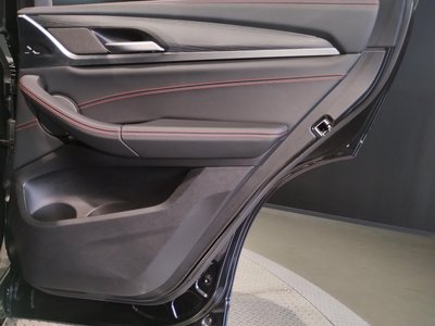 2023 BMW X4 thumbnail 39