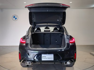 2023 BMW X4 thumbnail 25
