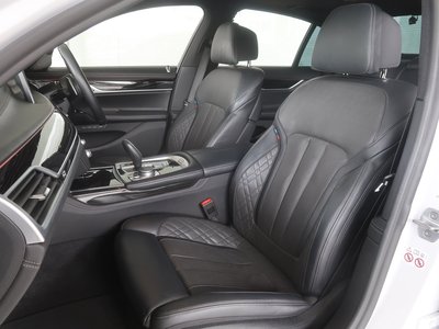 2019 BMW 7 SERIES photo 12