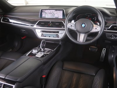 2019 BMW 7 SERIES thumbnail 42