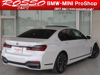 2019 BMW 7 SERIES photo 2