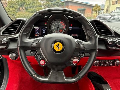 2016 Ferrari 488 SPIDER 照片 11