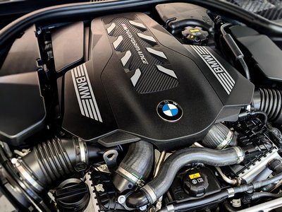 صورة 15 لـ 2019 BMW 8 SERIES