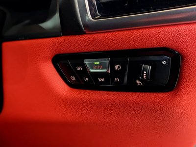 صورة 36 لـ 2019 BMW 8 SERIES