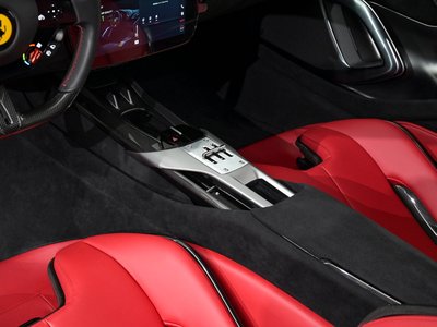 2025 Ferrari 12 CILINDRI 照片 27