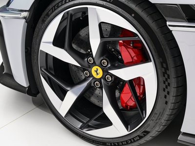 2025 Ferrari 12 CILINDRI 照片 17