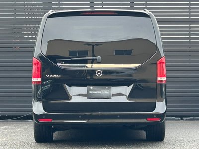 2023 Mercedes-BENZ V-CLASS photo 4