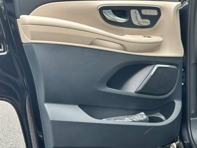 2023 Mercedes-BENZ V-CLASS thumbnail 42