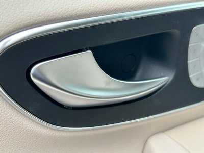 2023 Mercedes-BENZ V-CLASS thumbnail 44